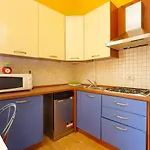 Milano Viale Umbria Colorful Apartment